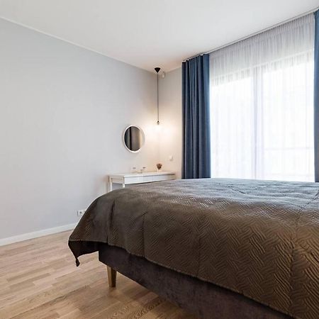 Central Apartments, Quiet With Free Parking And Ac. Tallinn Ngoại thất bức ảnh