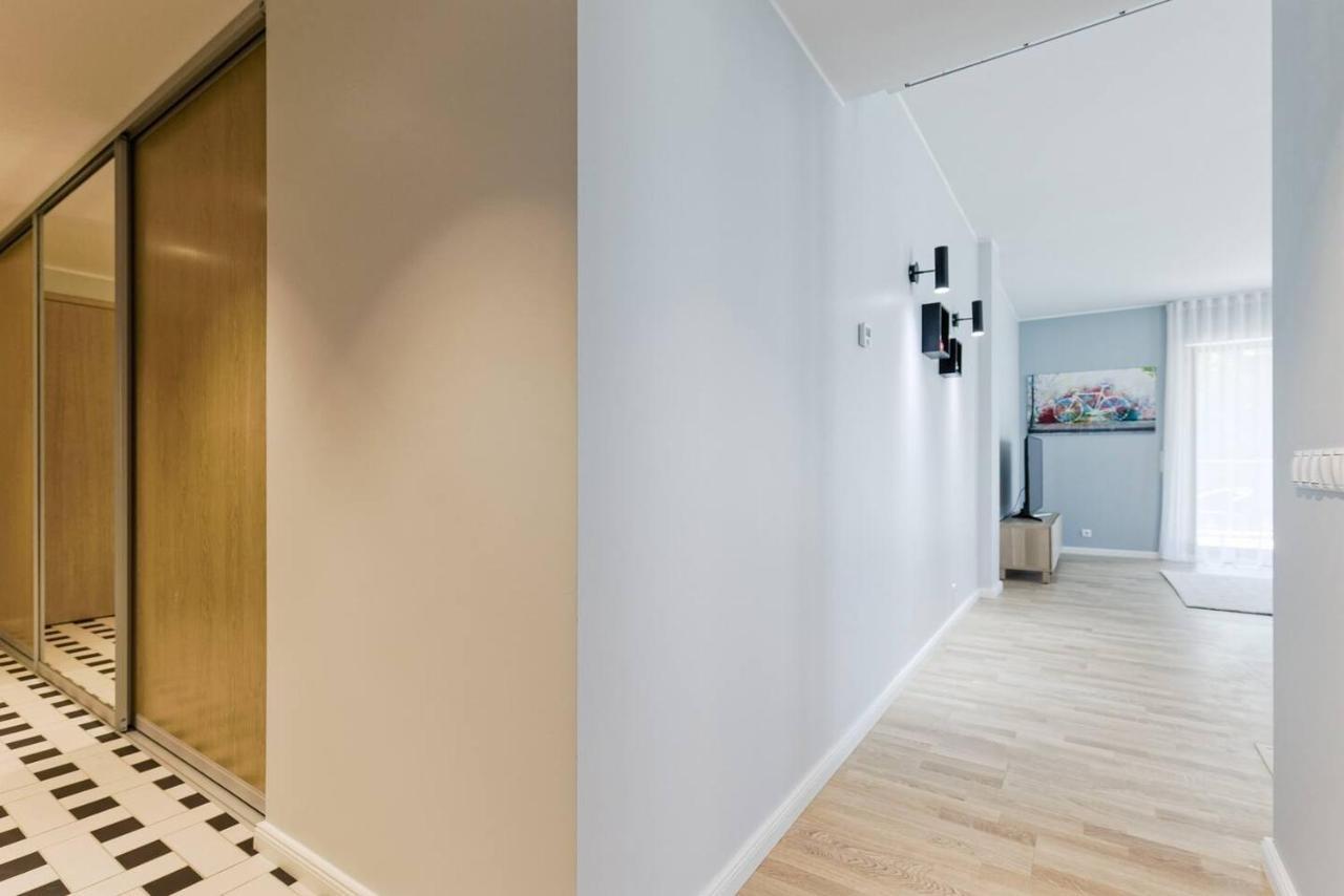 Central Apartments, Quiet With Free Parking And Ac. Tallinn Ngoại thất bức ảnh