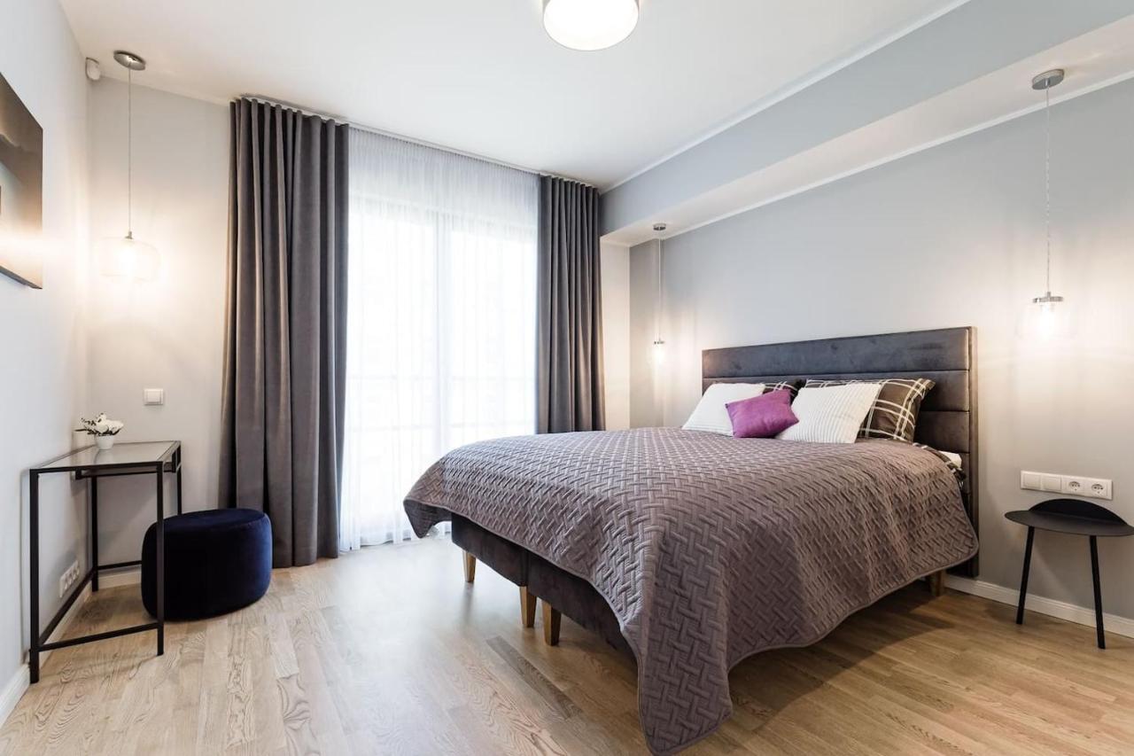 Central Apartments, Quiet With Free Parking And Ac. Tallinn Ngoại thất bức ảnh