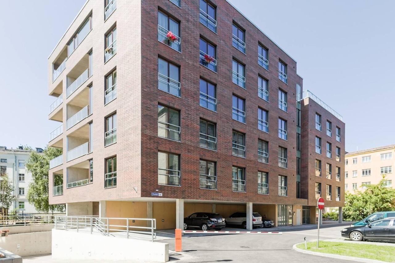 Central Apartments, Quiet With Free Parking And Ac. Tallinn Ngoại thất bức ảnh