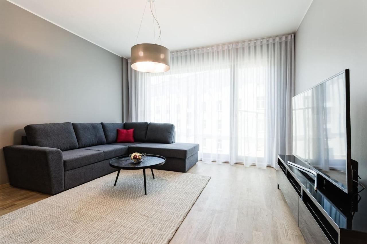 Central Apartments, Quiet With Free Parking And Ac. Tallinn Ngoại thất bức ảnh