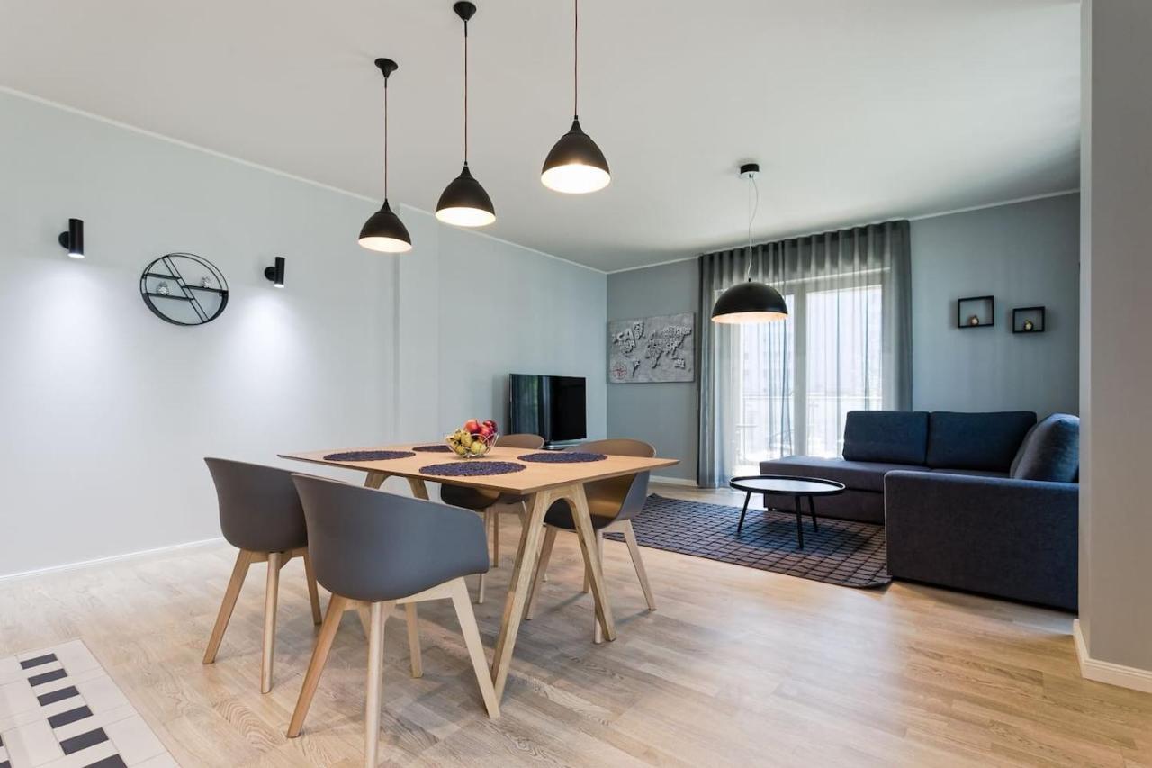 Central Apartments, Quiet With Free Parking And Ac. Tallinn Ngoại thất bức ảnh