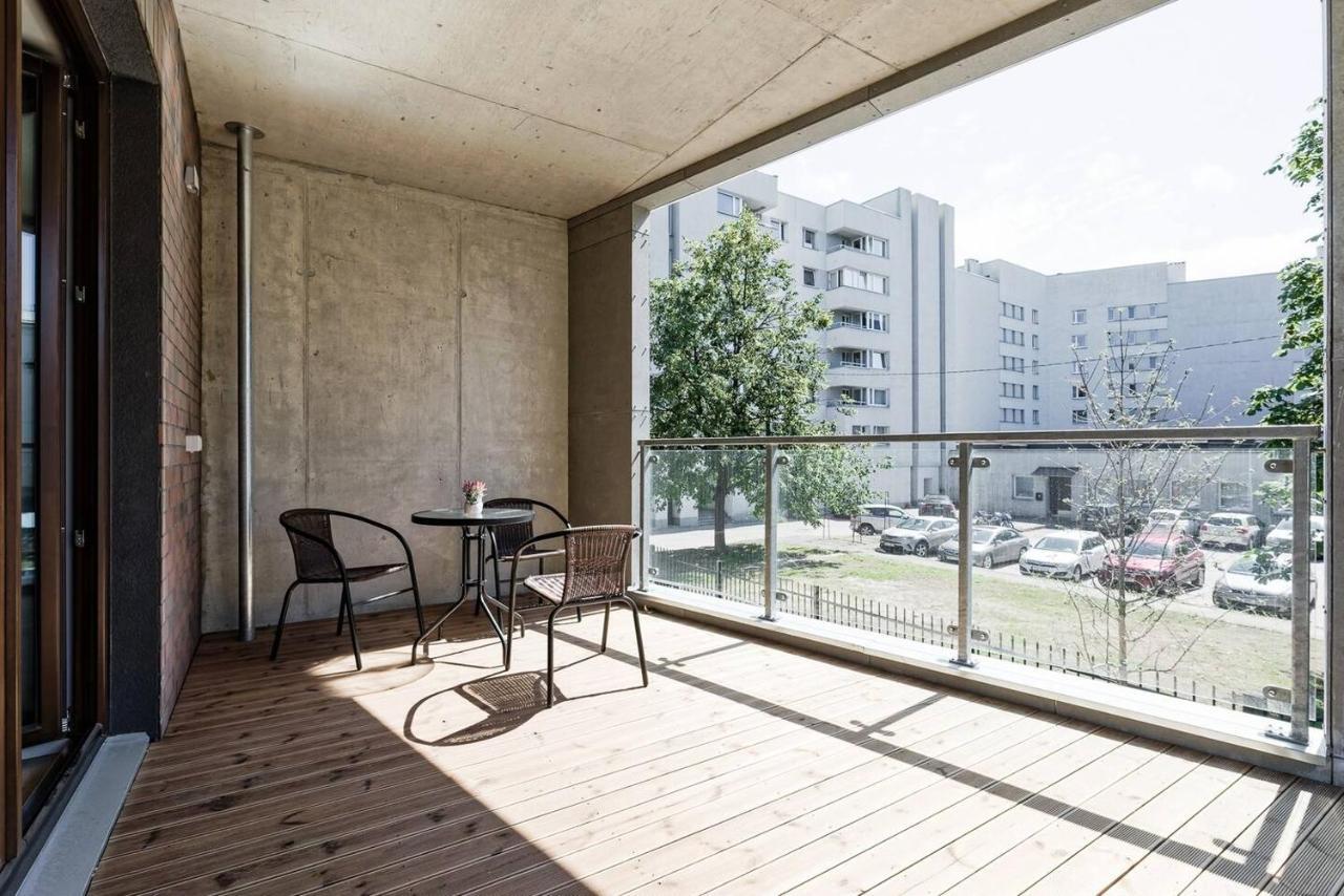 Central Apartments, Quiet With Free Parking And Ac. Tallinn Ngoại thất bức ảnh