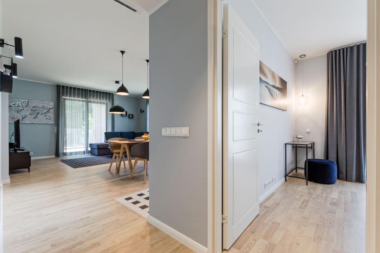 Central Apartments, Quiet With Free Parking And Ac. Tallinn Ngoại thất bức ảnh